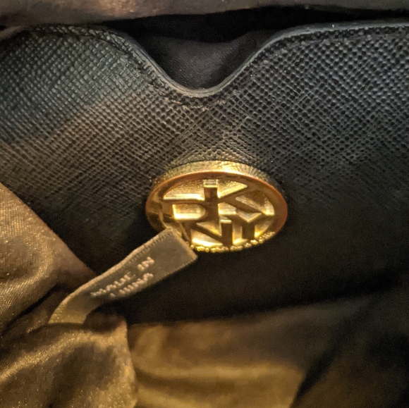 DKNY Bag - Picture 7 of 8